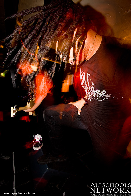Photo zu 19.12.2008: Bury Your Dead, Full Blown Chaos, Emmure - Karlsruhe - Substage