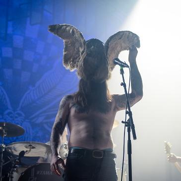 KVELERTAK - REPENTLESS WORLD TOUR - LUDWIGSBURG - MHP ARENA (14.11.2015)