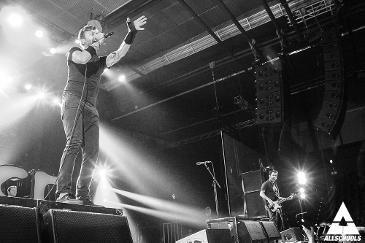 RISE AGAINST - Hannover - Swiss Life Hall (11.10.2015)